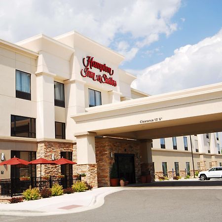 Hampton Inn & Suites Buffalo Exterior foto